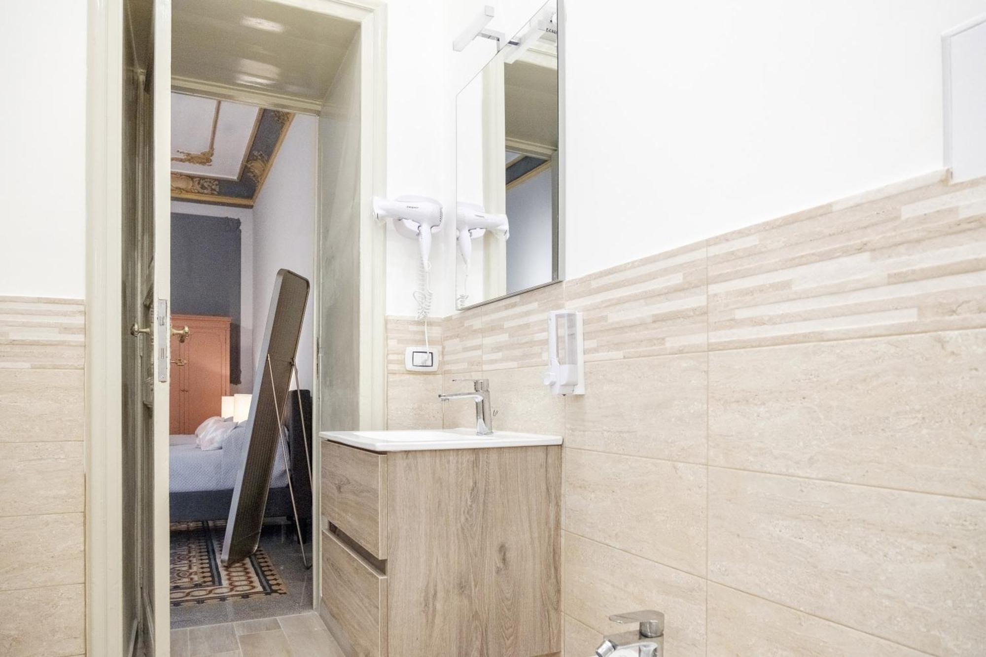Borgo Antico Rooms Messina Bagian luar foto